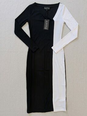 GSTQ Black and White Colorblock Rib Knit Midi Dress V Neck Long Sleeve Small NWT